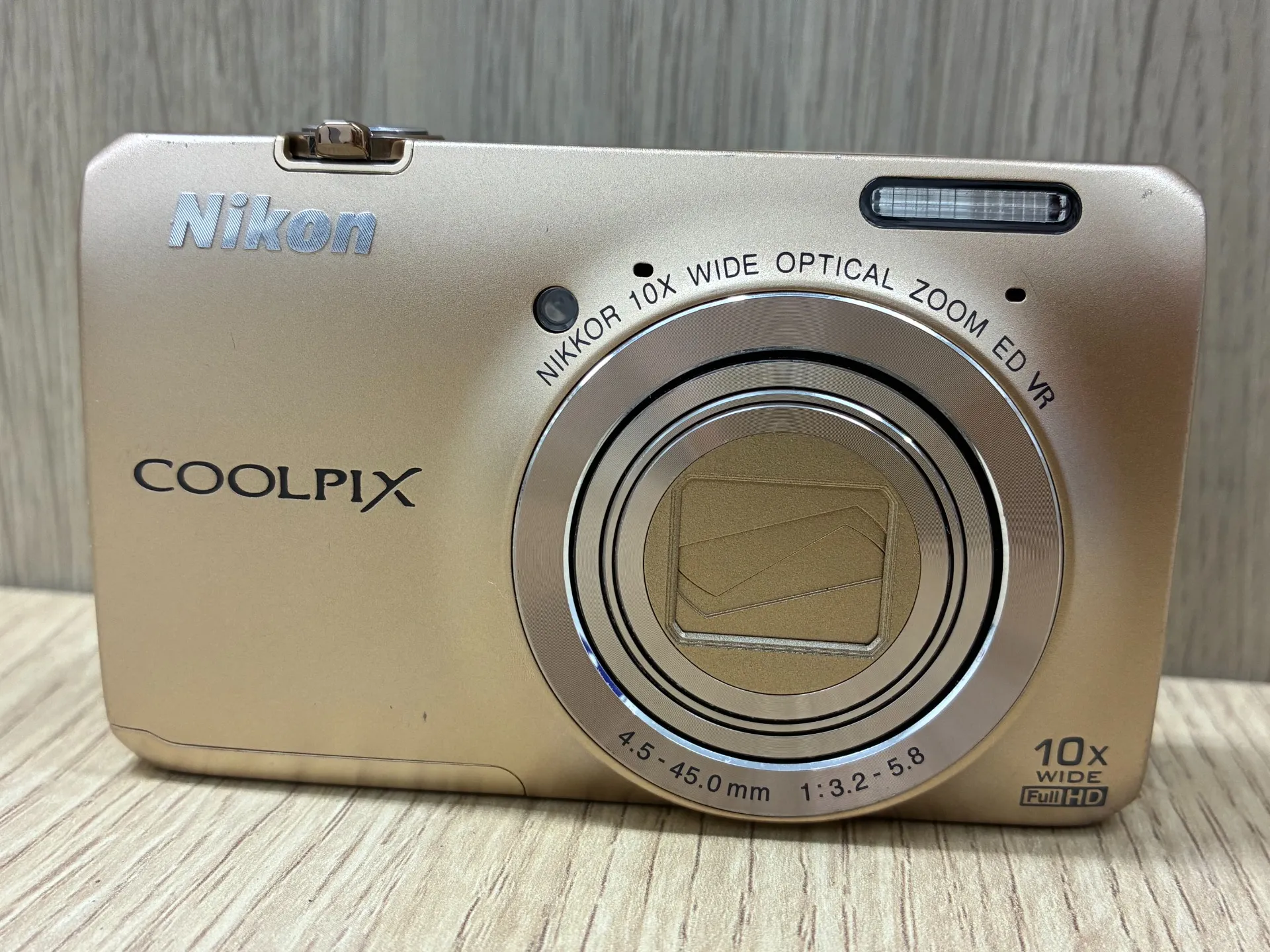 【入間市東藤沢】Nikon(ニコン)デジカメ「COOLPIX S6300」を出張買取!オールドコンデジ・古いカメラ高価買取中